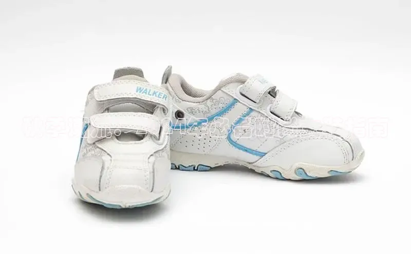 米兰体育app手机下载金山办公秋季潮流：2024年必备时尚女鞋指南