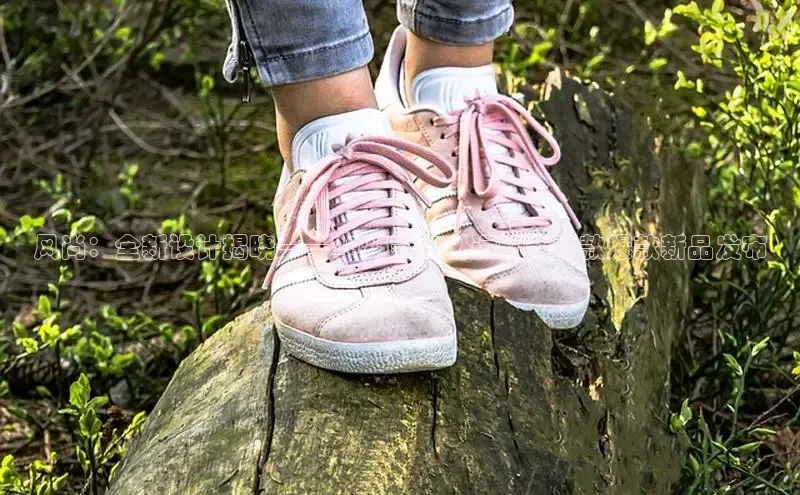 风尚：全新设计揭晓——2025款户外运动鞋女款爆款新品发布